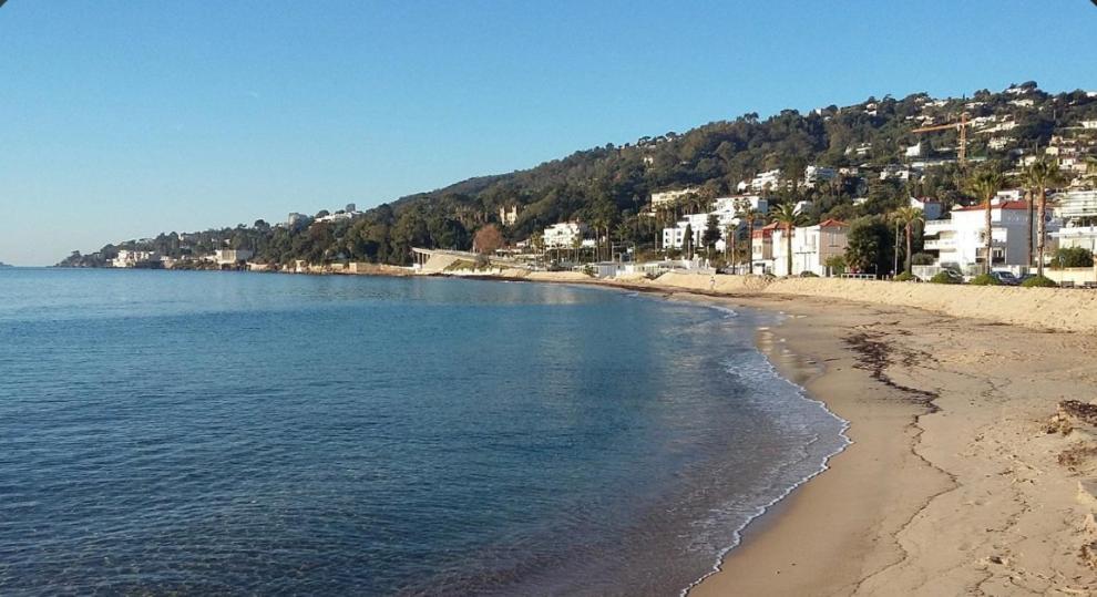 Spacieux Studio A Golfe Juan 2 Minutes Des Plages Vallauris Exterior photo